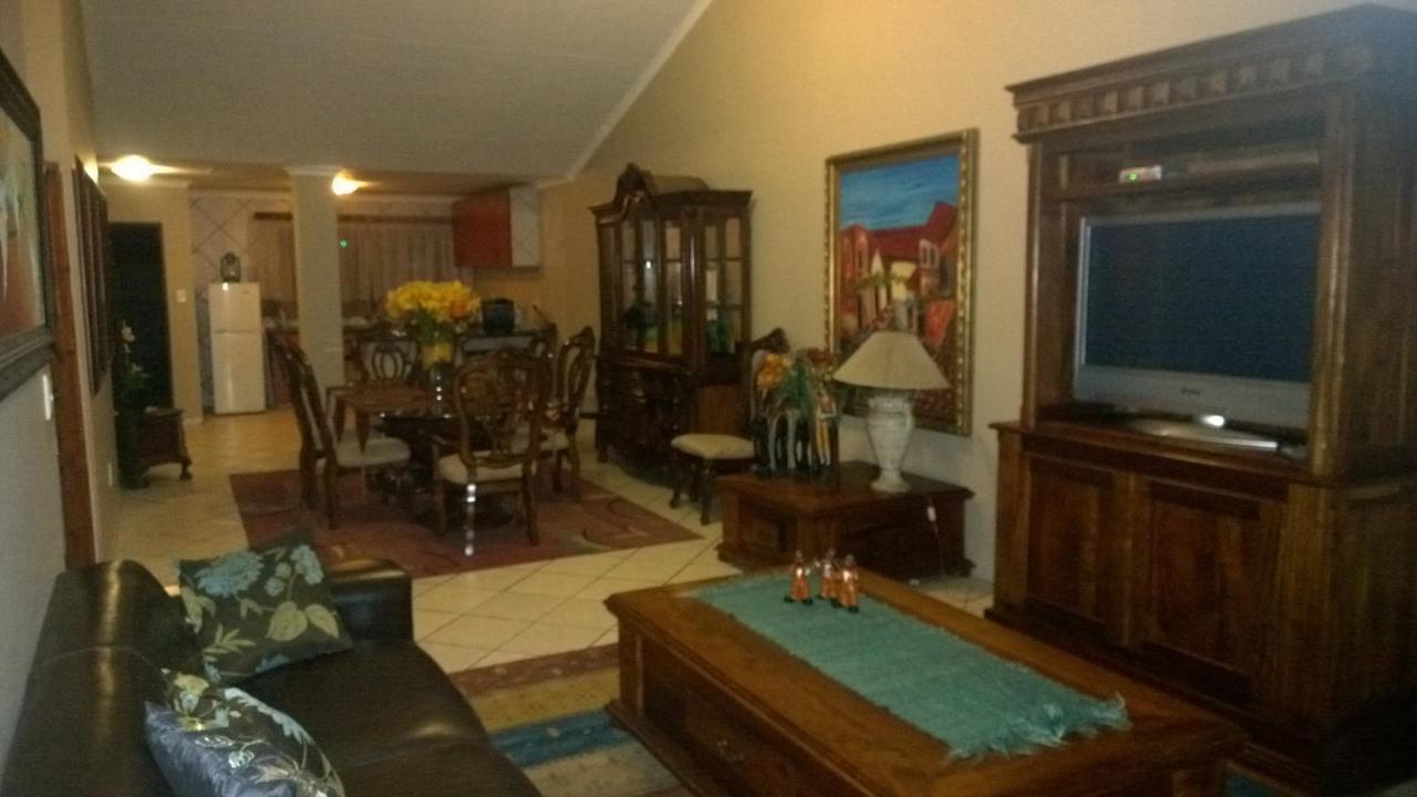 Loch Athlone Overnight Accommodation 베들레헴 외부 사진